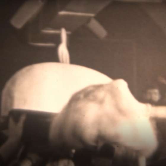 Kadr z filmu, otwarcie klubu studenckiego w piwnicach Wielkiej Zbrojowni, 03.03.1963