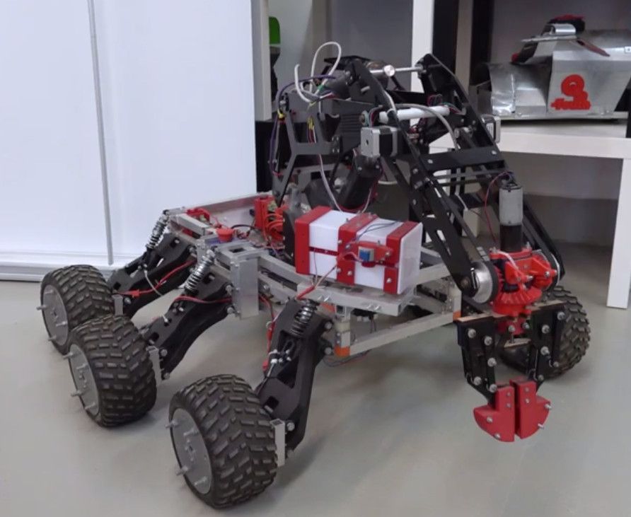 Studenci Politechniki Gdańskiej i Akademii Sztuk Pięknych razem tworzą roboty