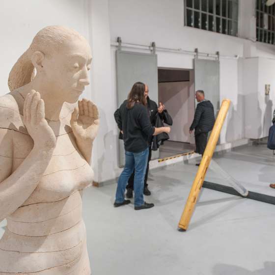 Projekt Skala | Wystawa prac pedagogów Katedry Specjalizacji na Wydziale Rzeźby i Intermediów